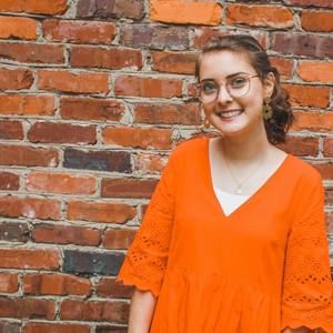 Meet your Posher, Sarah beth